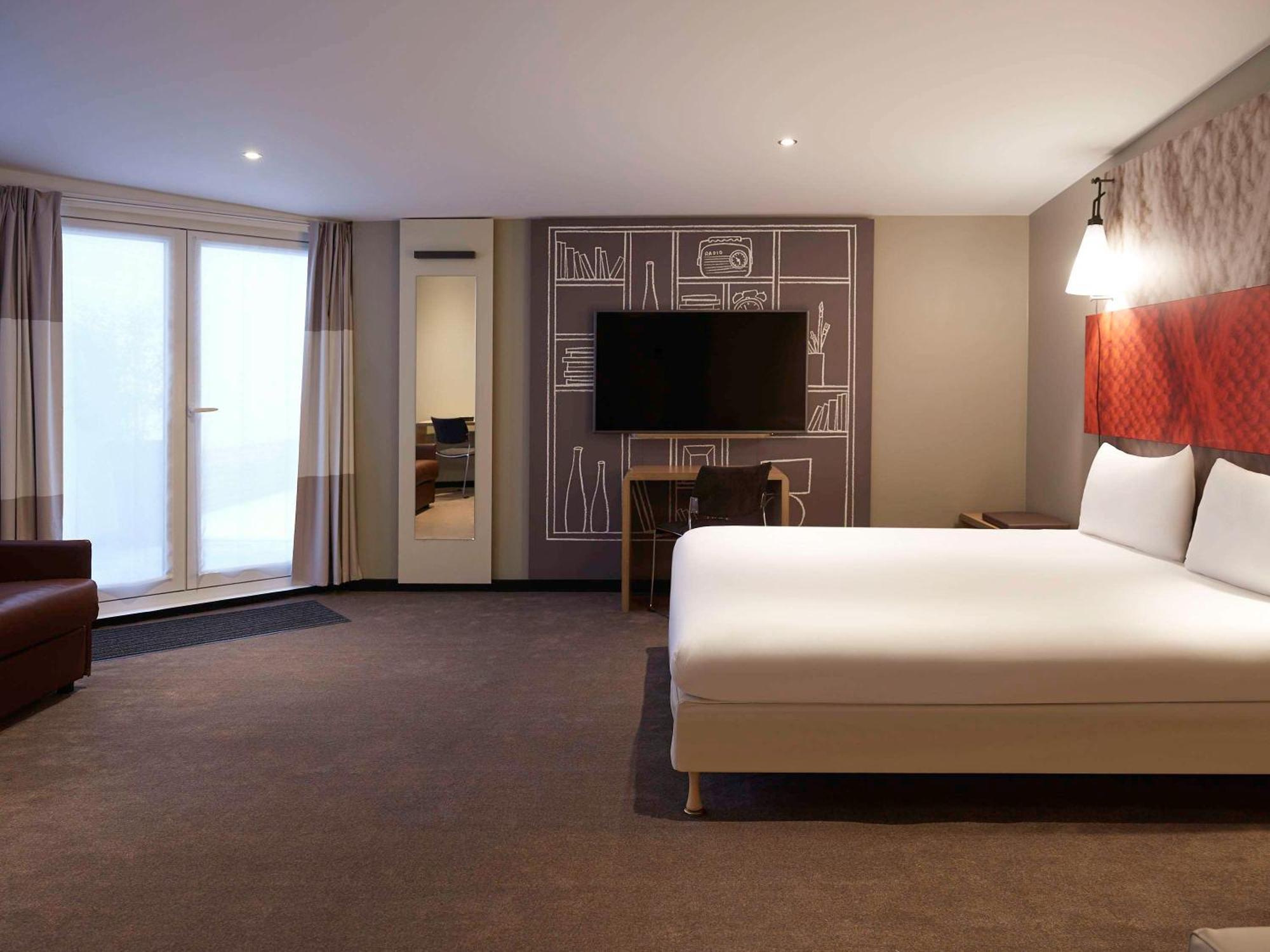 Ibis Paris Canal Saint Martin Экстерьер фото