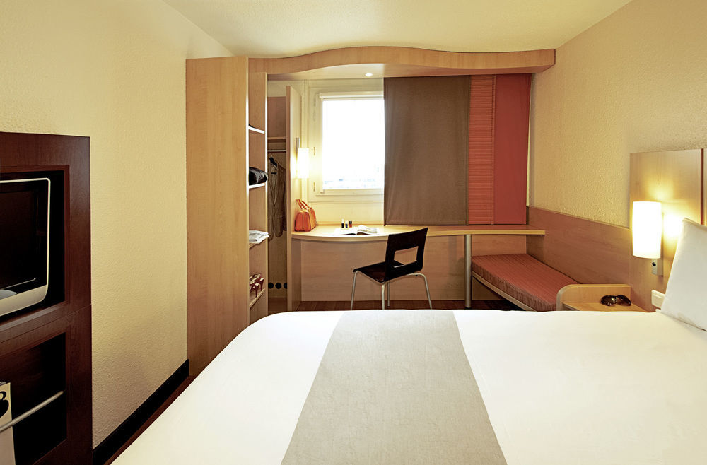 Ibis Paris Canal Saint Martin Экстерьер фото